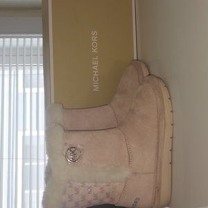Michael Kors  Toddler  boots size 8 pink and white with rainbow MK